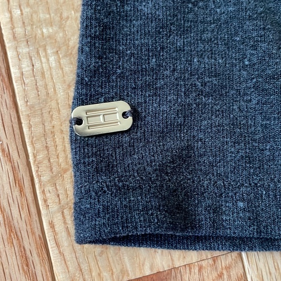 Tommy Hilfiger Sport Shirt Womens Large Gray Long Sleeve Casual Athletic Ladies - Picture 5 of 9